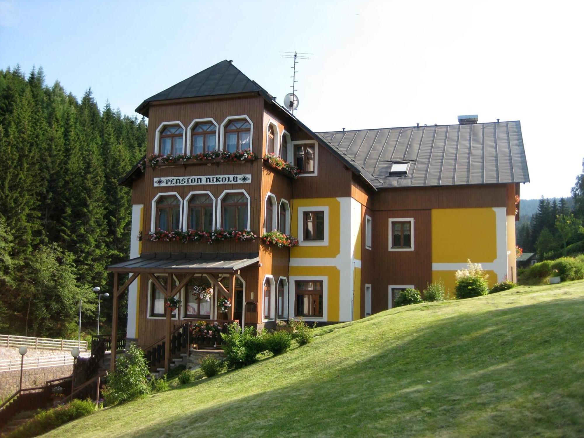 Penzion Nikola Pec pod Sněžkou Exterior foto